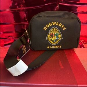 Hogwarts Alumni Black Belt Bag